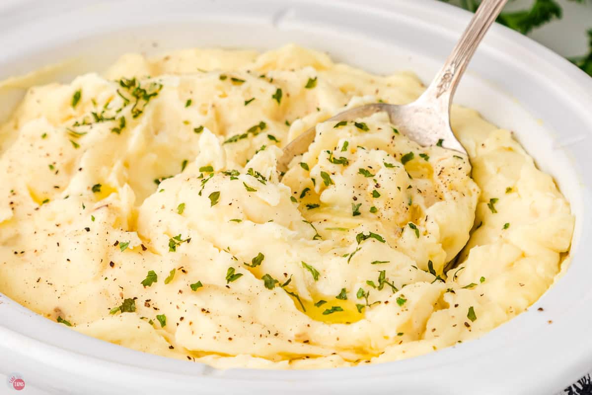 white bowl of mashed potatoes