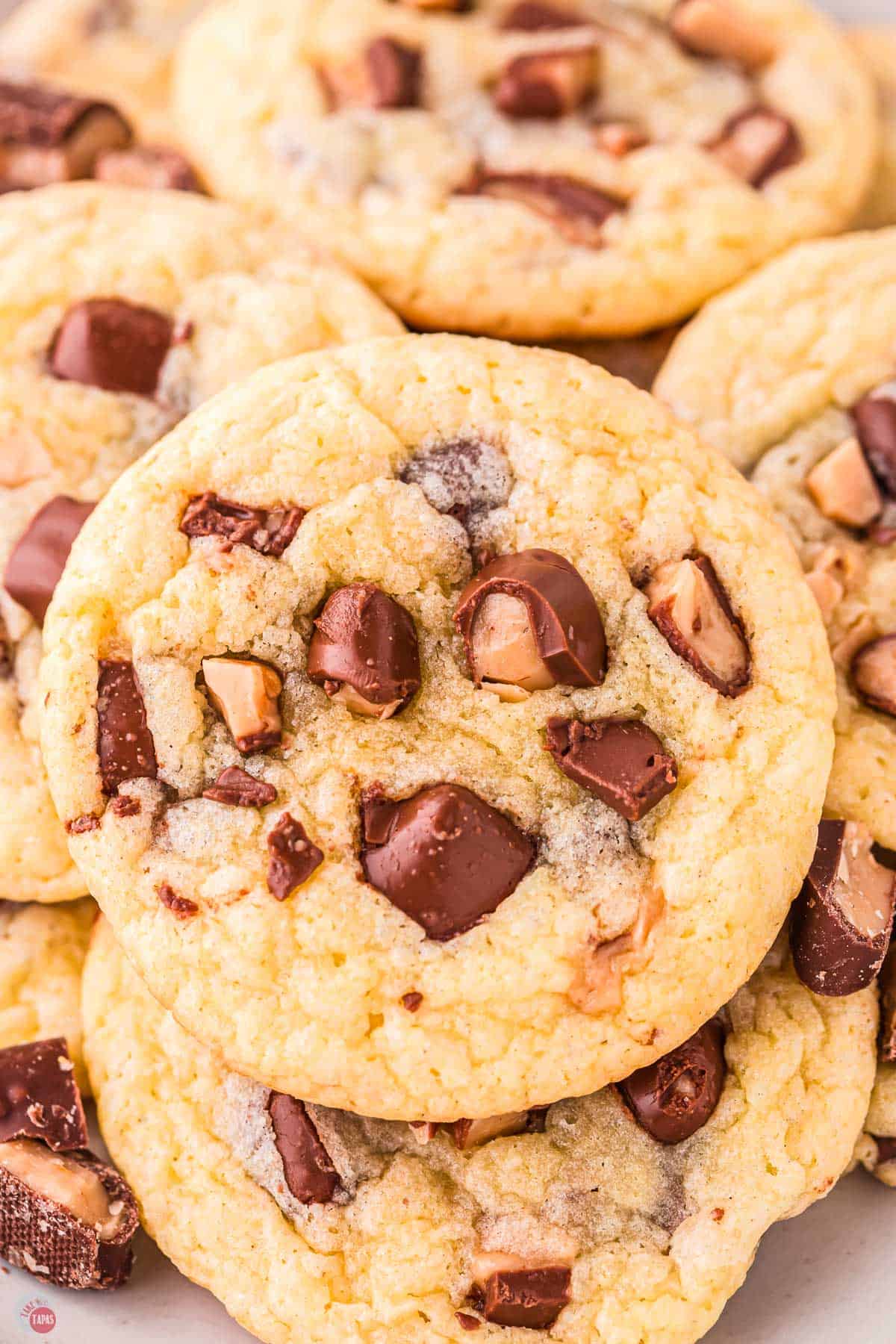 close up of heath toffee bar cookies
