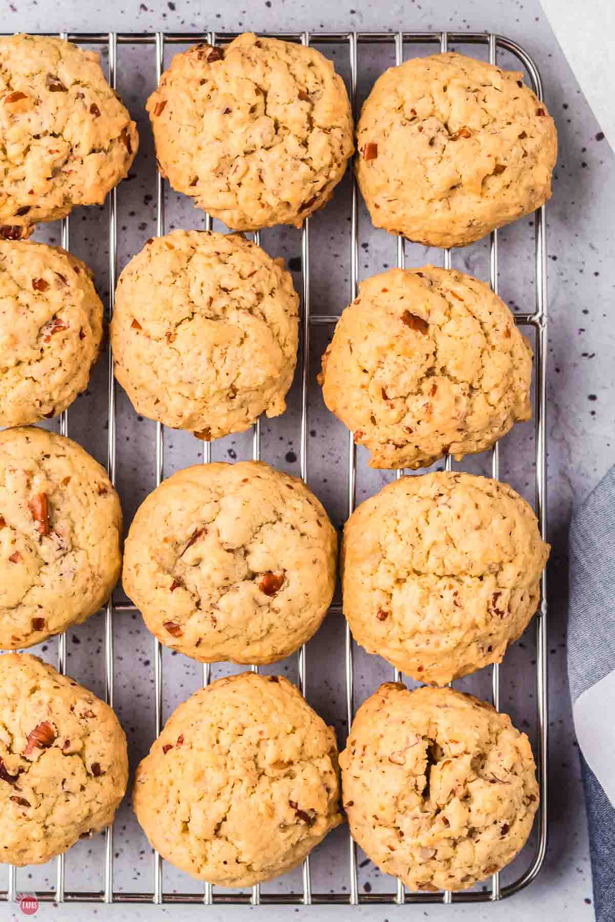 cookies on a wire cooling rack