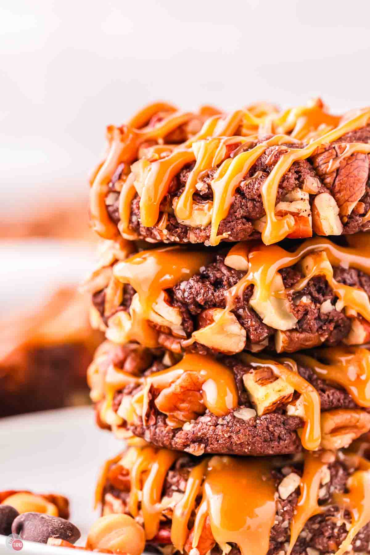 side view of stack of chocolate cookies