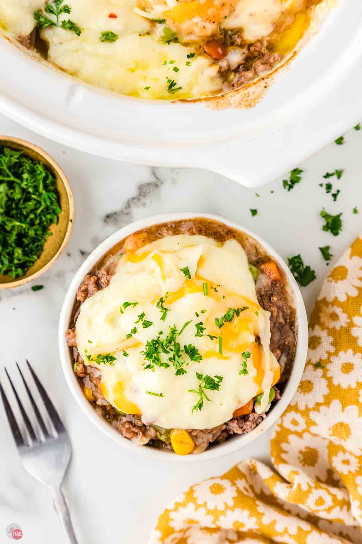 overhead picture of bowl of ground beef and mashed potatoes