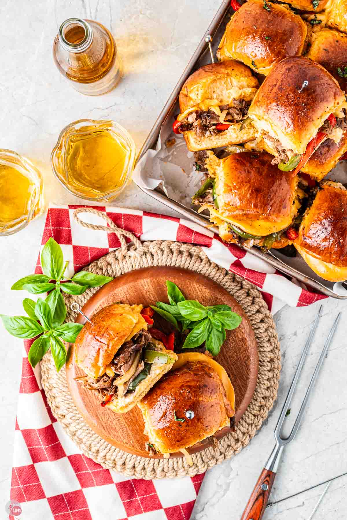 plates of sliders