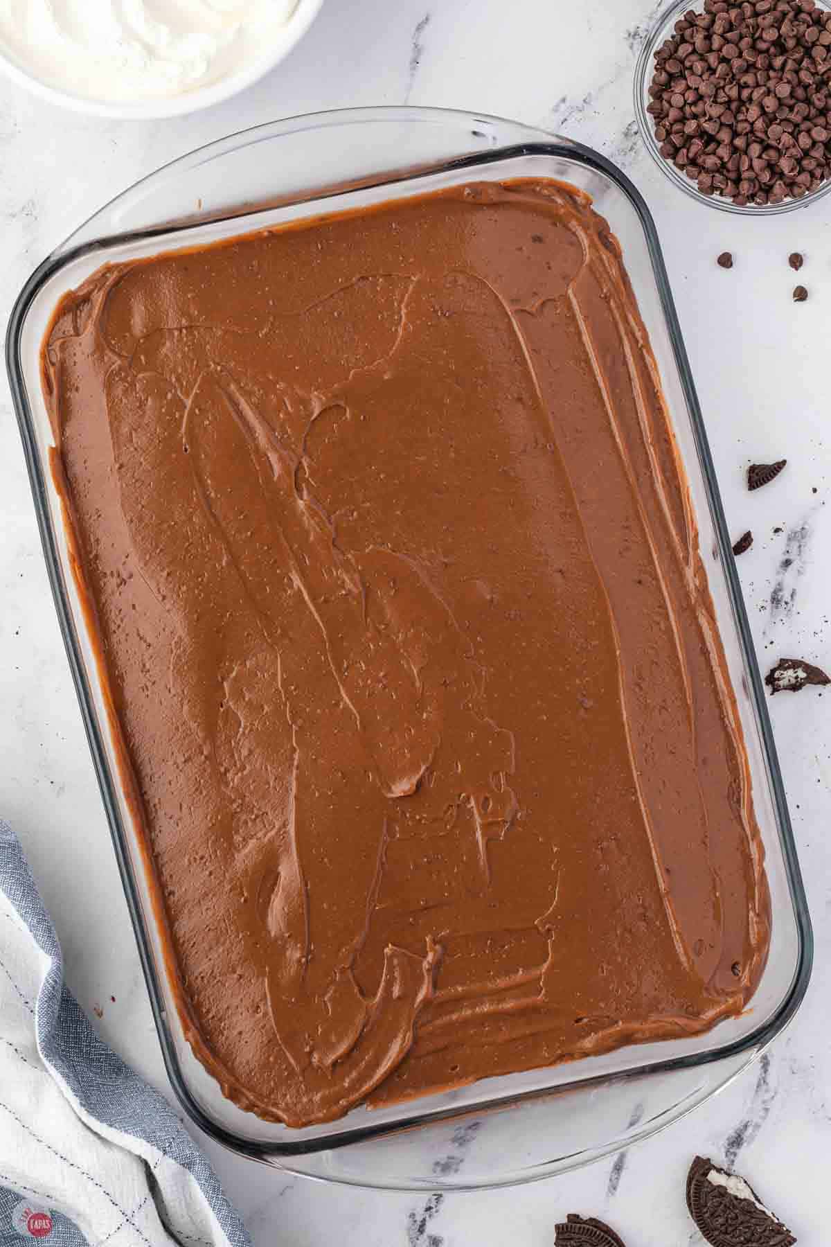 chocolate pudding spread into a clear dish