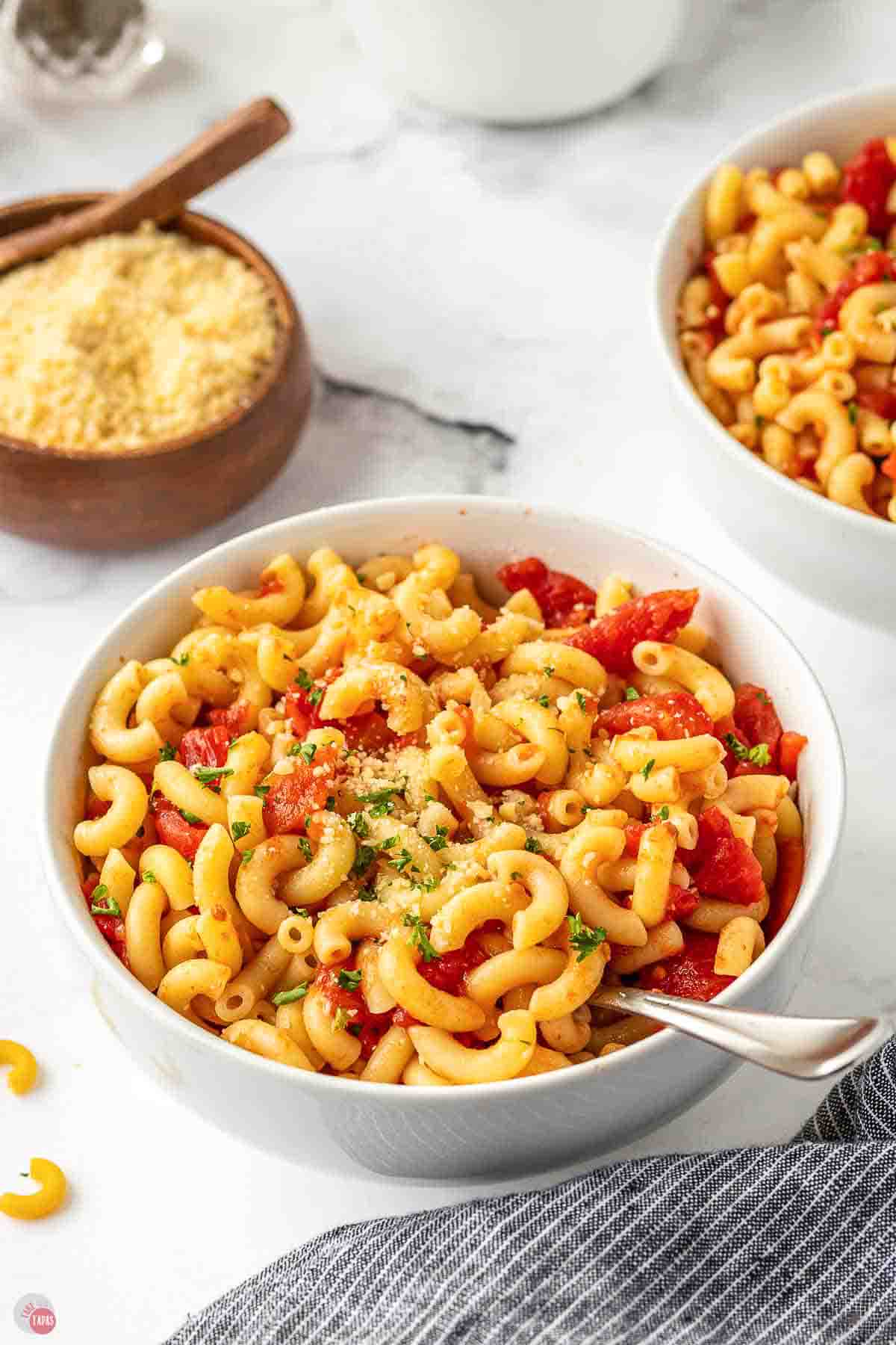 close up of bowl of pasta noodles with a light sauce