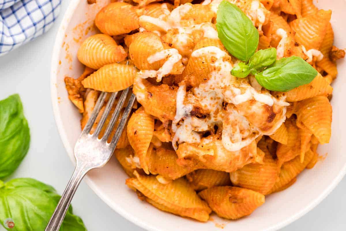 overhead picture of bowl of hearty pasta casserole with 4 ingredients