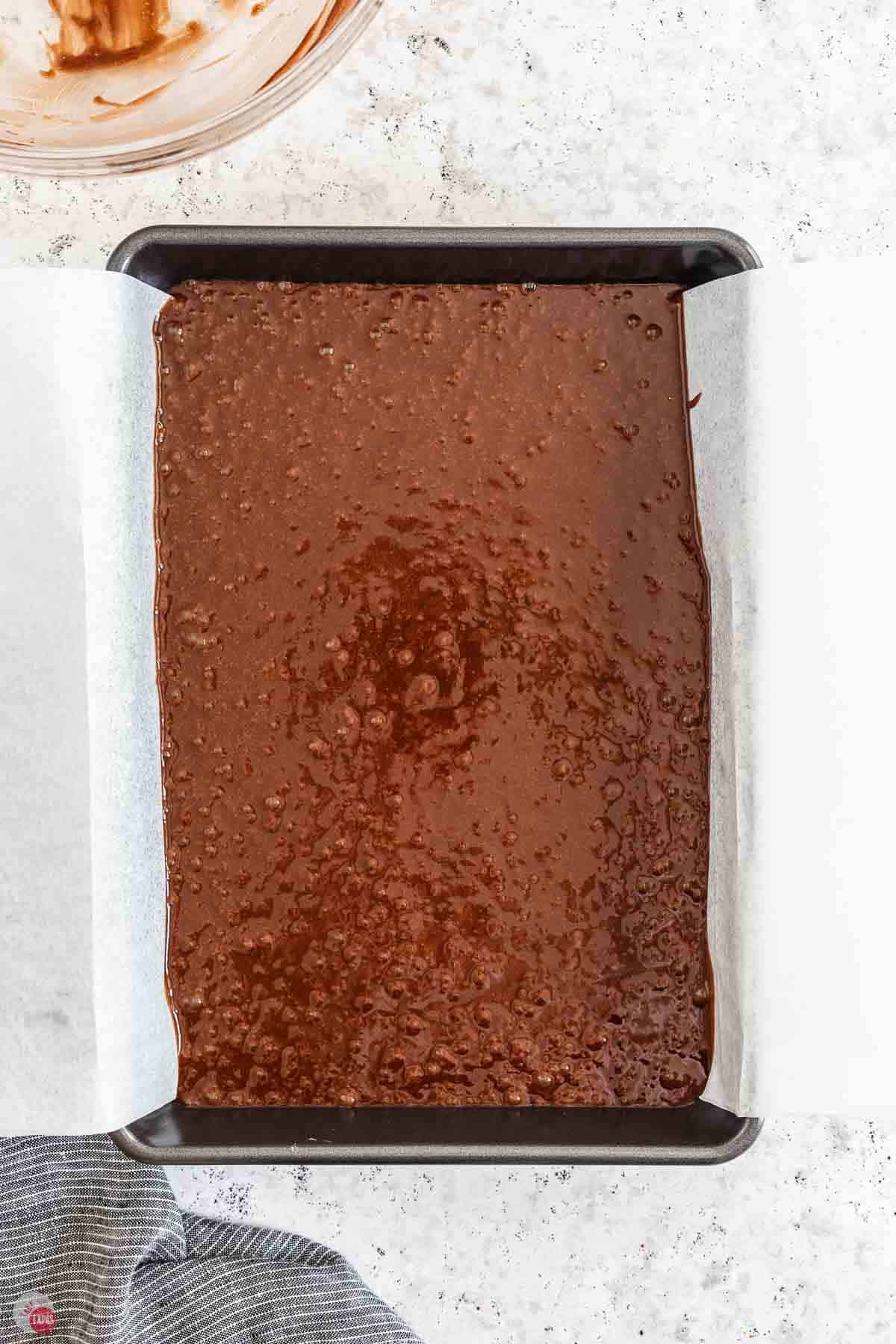 baking dish with brownie batter