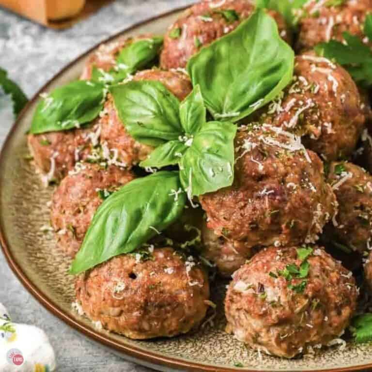 plate of Italian meatballs